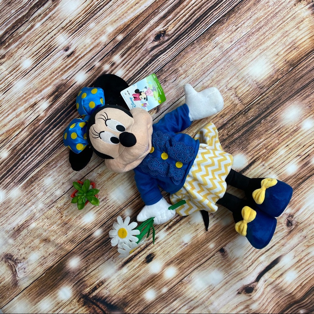 Minnie Mouse Doll